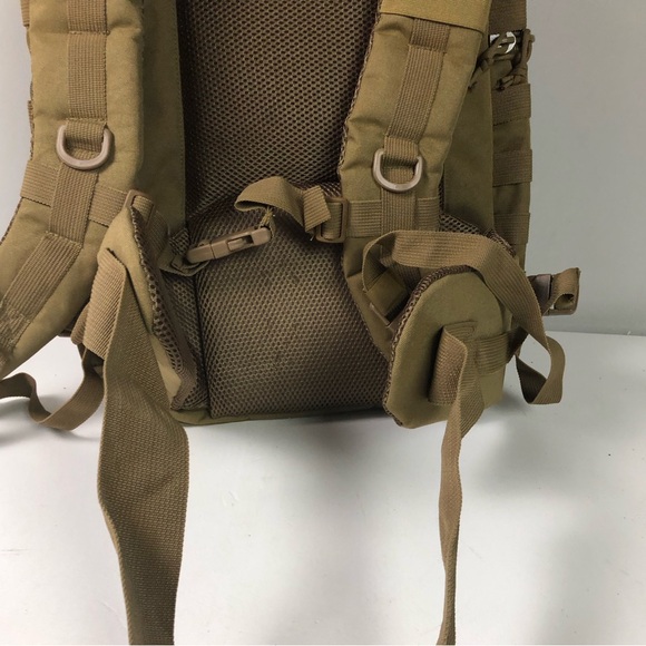 Backferry MOLLE Hiking Bugout Hunting Camping  Backpack NWT New - Picture 4 of 11